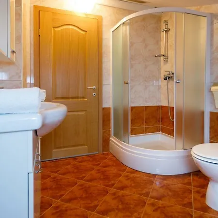 Aleksandra דירה *